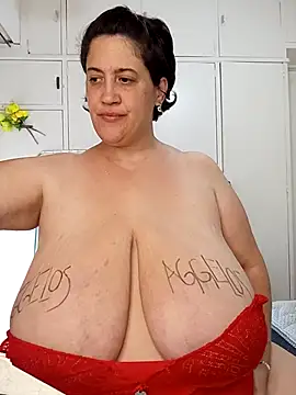 Snapshot of Sole_Love chatting on December 21, 4:14 pm Sole Love online show from December 21, 4:14 pm