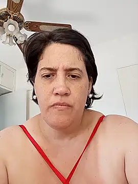 Snapshot of Sole_Love chatting on January 18, 6:01 pm Sole Love online show from January 18, 6:01 pm