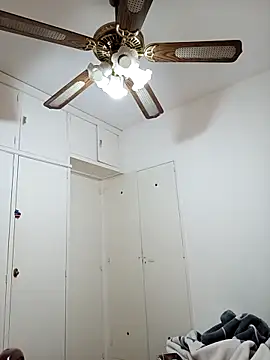 Snapshot of Sole_Love chatting on February 15, 2:19 am Sole Love online show from February 15, 2:19 am