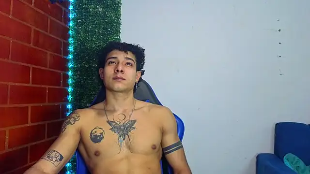 Demitryo online show from March 24, 2:49 am