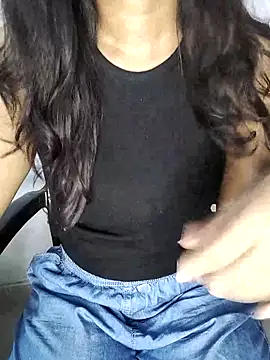 Snapshot of Ms_Neera chatting on February 22, 10:18 am Ms Neera online show from February 22, 10:18 am