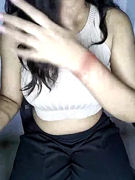 Snapshot of Ms_Neera chatting on March 18, 3:31 pm Ms Neera online show from March 18, 3:31 pm