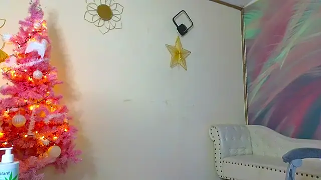 ollyviia online show from December 22, 8:47 pm