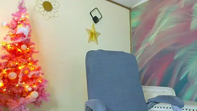 ollyviia online show from January 3, 8:11 pm