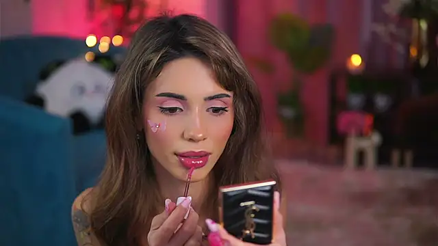 TheAyana online show from March 21, 9:45 pm