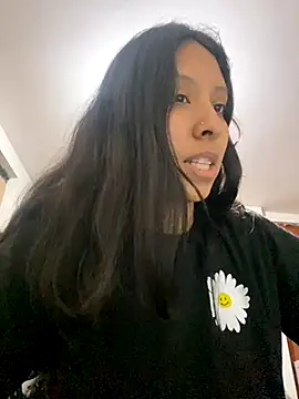 Snapshot of melody2429 chatting on December 1, 5:12 am melody2429 online show from December 1, 5:12 am