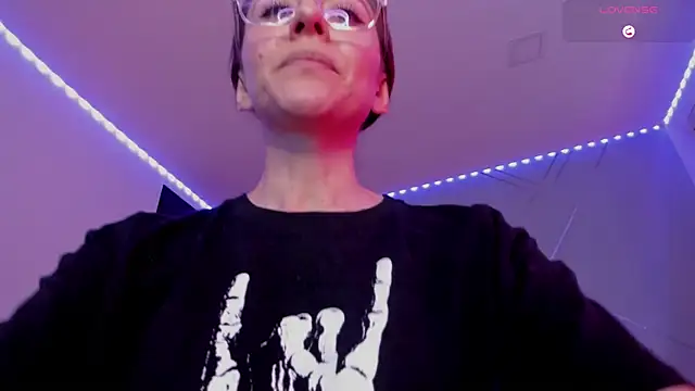 Snapshot of Ich_Bin_Julia chatting on February 28, 3:04 pm Ich Bin Julia online show from February 28, 3:04 pm