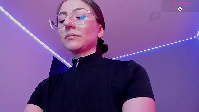 Snapshot of Ich_Bin_Julia chatting on March 3, 2:15 pm Ich Bin Julia online show from March 3, 2:15 pm