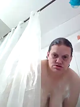 Earlybirdgetsworm online show from October 5, 12:47 pm