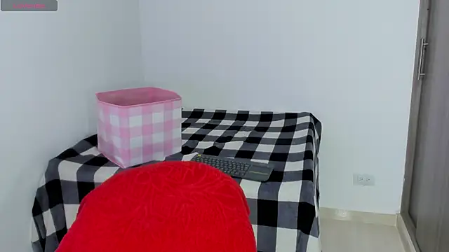 Natasha su  online show from January 16, 11:59 pm