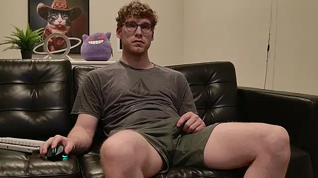 BlueEyedTallGuy94 online show from October 31, 2:12 am