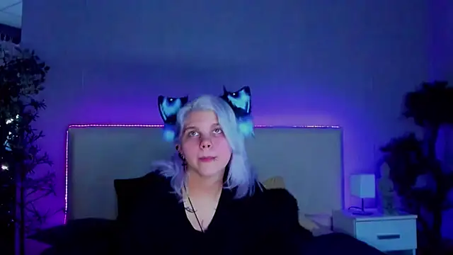 Snapshot of JoannLowe chatting on January 31, 9:16 pm JoannLowe online show from January 31, 9:16 pm