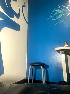 Snapshot of MiamiBang chatting on September 10, 12:05 pm MiamiBang online show from September 10, 12:05 pm