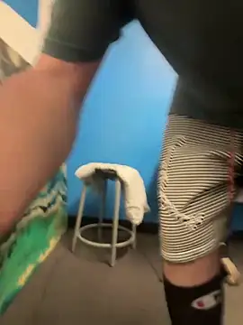 Snapshot of MiamiBang chatting on September 16, 9:05 pm MiamiBang online show from September 16, 9:05 pm