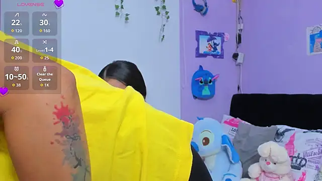 sara mendez2 online show from October 11, 12:21 am