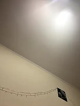 Evelinia online show from January 8, 4:20 pm