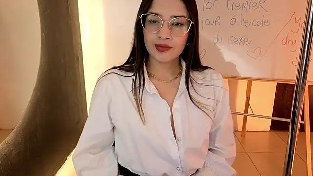 Emma Lombardi online show from September 26, 1:59 pm