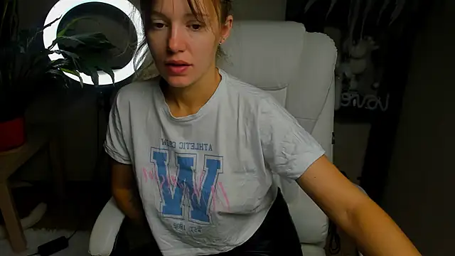 foxy blond online show from October 25, 12:18 am