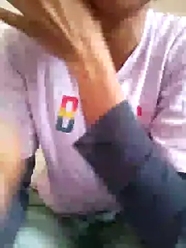 Snapshot of annu098 chatting on January 22, 10:18 am annu098 online show from January 22, 10:18 am