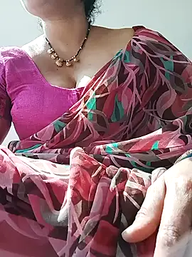 Snapshot of annu098 chatting on March 1, 5:31 am annu098 online show from March 1, 5:31 am