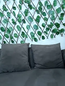 Snapshot of Bold-Cat chatting on October 3, 6:38 pm Bold-Cat online show from October 3, 6:38 pm