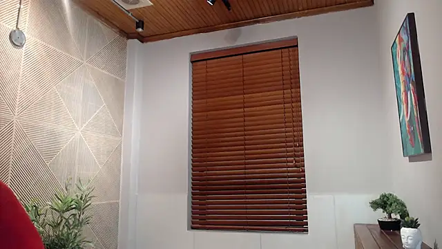 Ian Daviz online show from March 18, 1:32 am