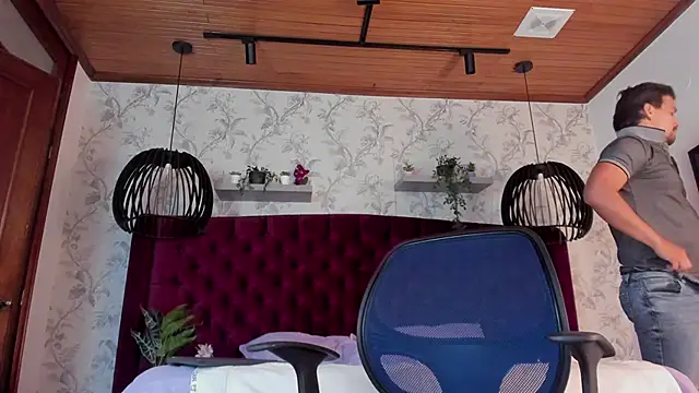 Ian Daviz online show from March 20, 5:13 am