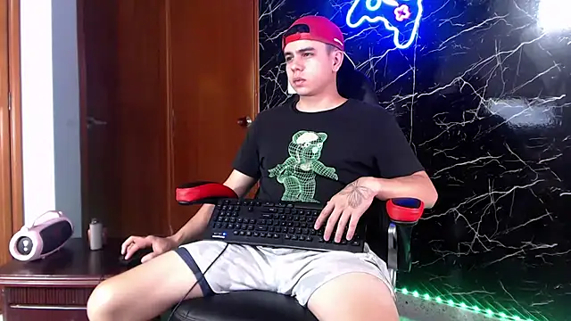 maty hardx online show from December 10, 7:00 pm