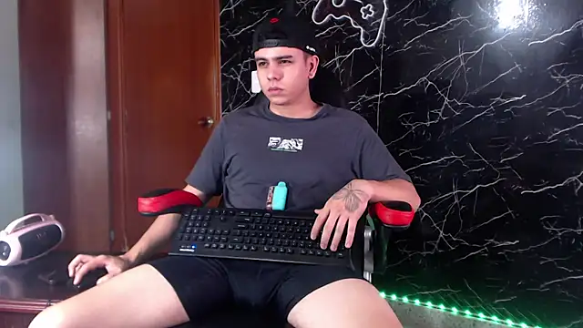 maty hardx online show from February 8, 3:21 pm