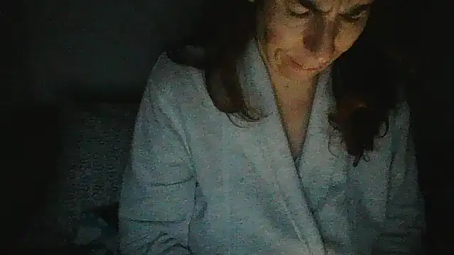 Snapshot of hairygirl80 chatting on October 2, 2:29 am hairygirl80 online show from October 2, 2:29 am