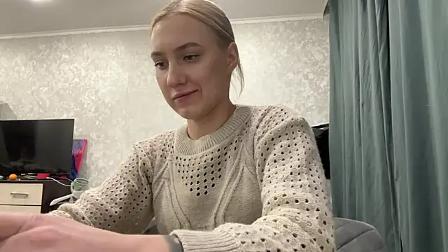 AnneBall online show from January 14, 4:08 pm