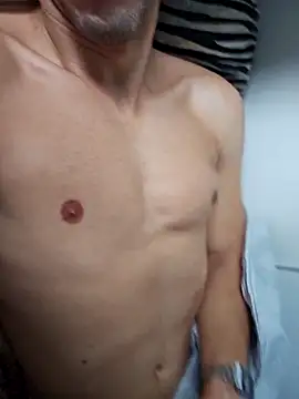 Gostosooooooooooso online show from April 10, 5:06 pm