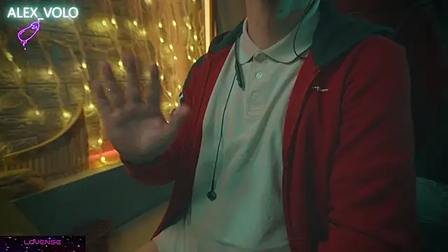 Snapshot of alex-volo chatting on January 5, 3:22 am alex-volo online show from January 5, 3:22 am