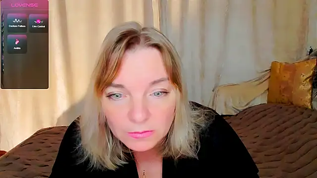 Regina  blue online show from September 21, 3:57 pm