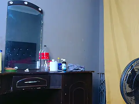 Snapshot of DarkDivva24 chatting on November 6, 11:26 pm DarkDivva24 online show from November 6, 11:26 pm