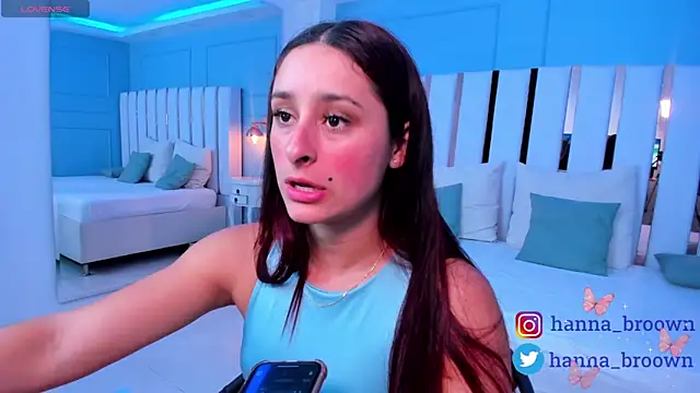 Snapshot of hannaa_brown chatting on December 13, 3:05 am hannaa brown online show from December 13, 3:05 am