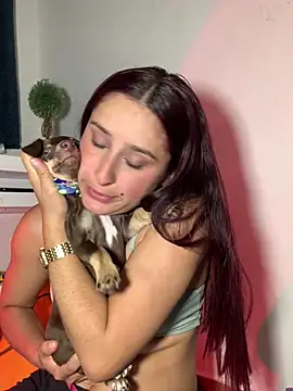 Snapshot of hannaa_brown chatting on January 7, 11:24 pm hannaa brown online show from January 7, 11:24 pm