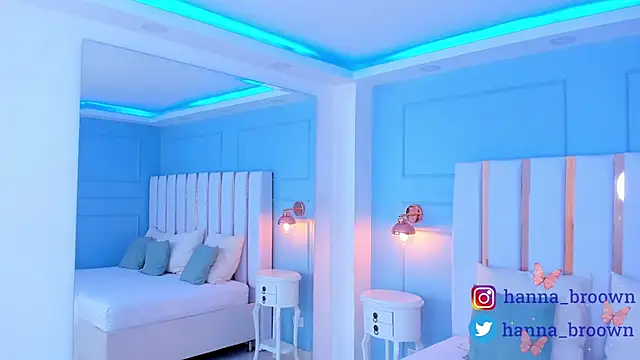 Snapshot of hannaa_brown chatting on January 8, 4:44 pm hannaa brown online show from January 8, 4:44 pm