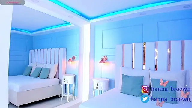 Snapshot of hannaa_brown chatting on January 17, 4:26 pm hannaa brown online show from January 17, 4:26 pm