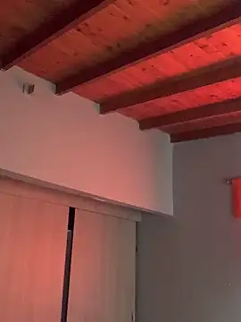 Snapshot of hannaa_brown chatting on March 13, 8:43 pm hannaa brown online show from March 13, 8:43 pm