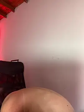 Snapshot of hannaa_brown chatting on March 20, 10:51 pm hannaa brown online show from March 20, 10:51 pm