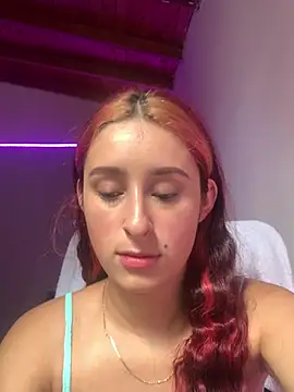 Snapshot of hannaa_brown chatting on March 21, 5:34 pm hannaa brown online show from March 21, 5:34 pm