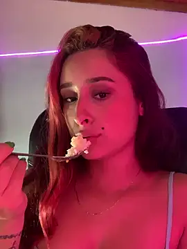 Snapshot of hannaa_brown chatting on March 22, 1:11 am hannaa brown online show from March 22, 1:11 am