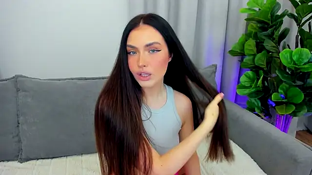 sexyangeloux online show from December 3, 9:46 pm