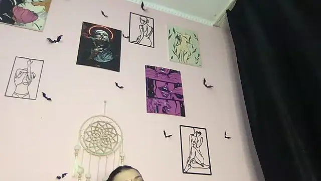 MoonAgnes online show from January 15, 12:58 pm