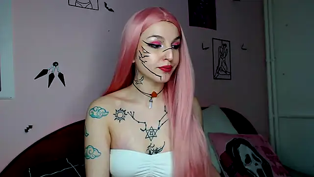 MoonAgnes online show from February 2, 3:32 am