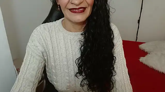 AlexandraJones  online show from February 14, 3:43 am