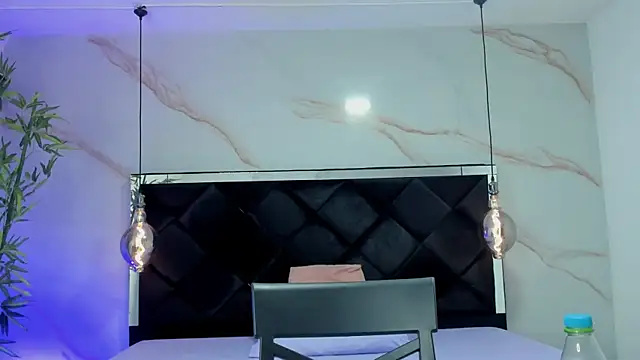 Snapshot of AngelaaCute_ chatting on September 15, 12:16 pm AngelaaCute online show from September 15, 12:16 pm