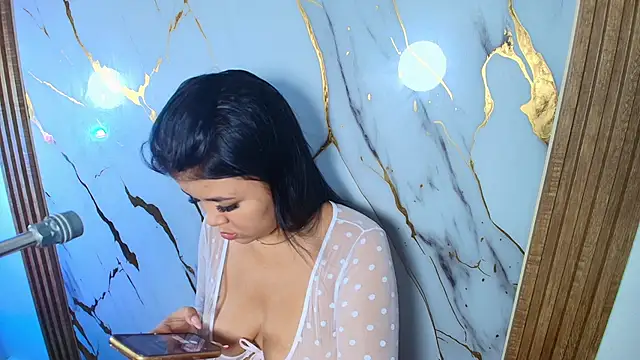 Lizz Tender online show from October 4, 12:58 pm