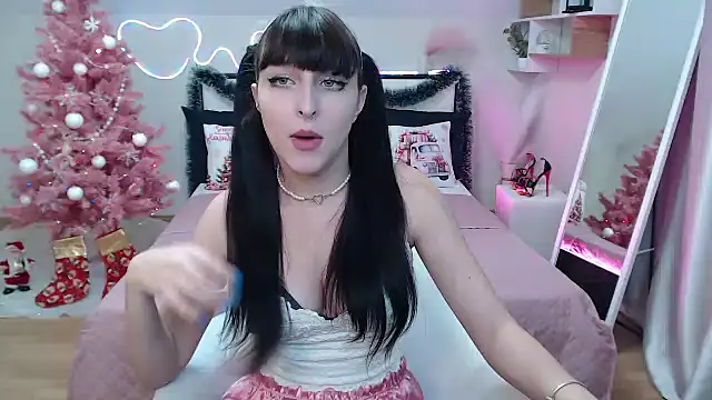 ElsaNeal online show from December 14, 7:03 pm